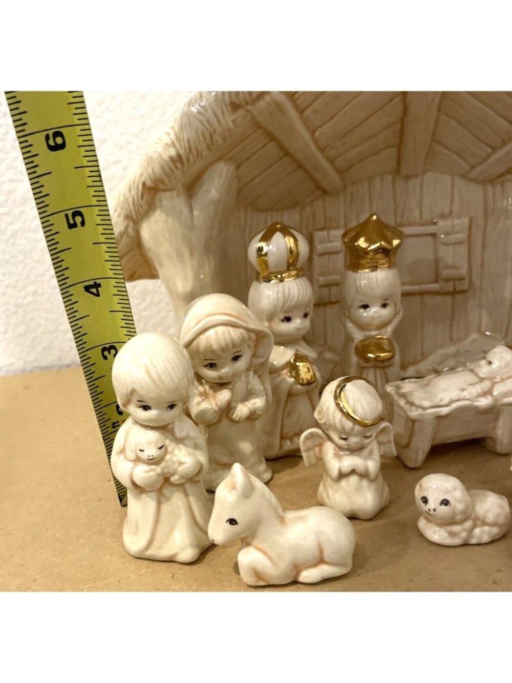 Ceramic Glazed Nativity Scene Christmas Village Holiday Decor 14 Pieces - Picture 7 of 7